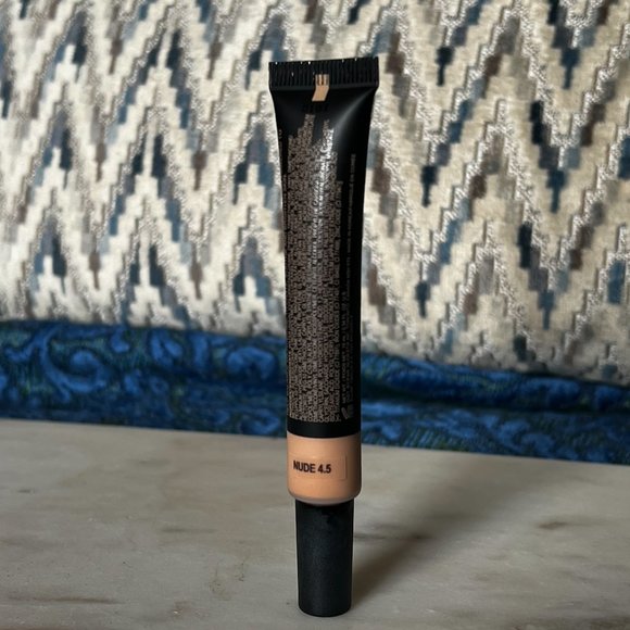 NUDE 4.5 - NUDEFIX CREAM CONCEALER - Picture 2 of 5